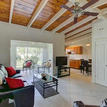Casa Mar - 64 Premium Villa